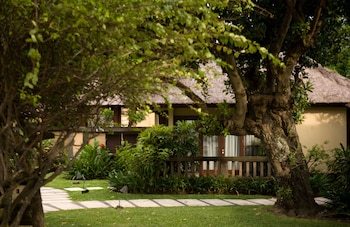 Honeymoon Villa