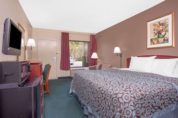 Standard Room, 1 King Bed
