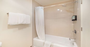 Standard Room, 2 Queen Beds, Non Smoking, Refrigerator & Microwave (Pet Friendly)