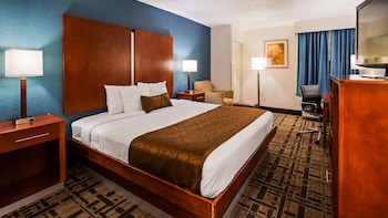 Standard Room, 1 King Bed, Non Smoking, Refrigerator & Microwave