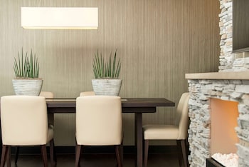 Grand Suite, 2 Bedrooms (Club Lounge Access)