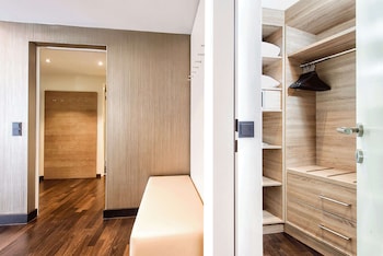 Grand Suite, 2 Bedrooms (Club Lounge Access)