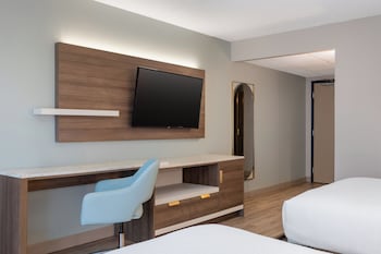 Standard Room, 2 Queen Beds