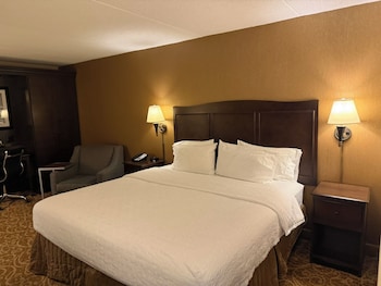 One King Bed, Standard, Non-Smoking