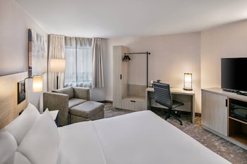 Room, 1 King Bed with Sofa bed, Non Smoking (2nd Floor, Stair Access Only)
