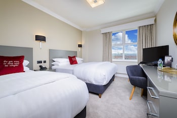 Signature Twin Room
