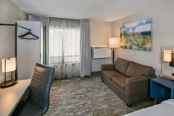 Room, 1 King Bed with Sofa bed, Non Smoking (Upper Floor, Stair Access Only)