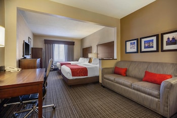 Suite, Multiple Beds, Non Smoking (Bathtub)