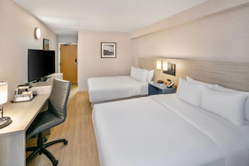 Room, 2 Queen Beds, Non Smoking