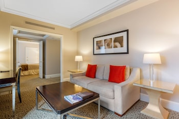Suite, 1 King Bed (Rockefeller)