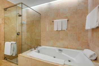 Luxury Suite, 1 King Bed (Rodgers and Hammerstein)