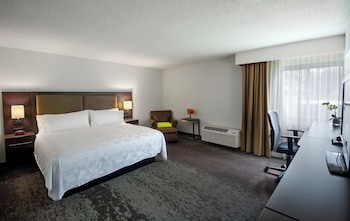Standard Room, 1 Queen Bed