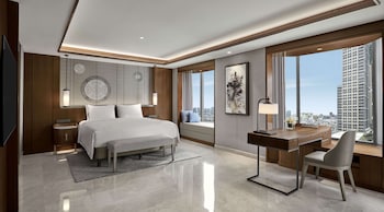 Premier Suite