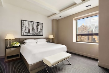 Suite, Corner