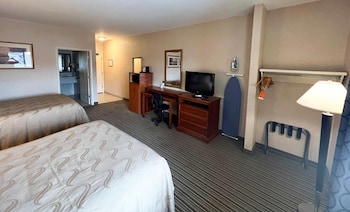 Standard Room, 2 Queen Beds, Non Smoking