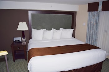 Premium Room, 1 King Bed (Coast King with Sofa Bed)