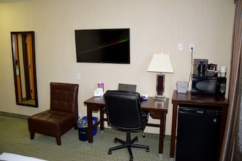 Comfort Room, 1 Queen Bed (Coast Queen)