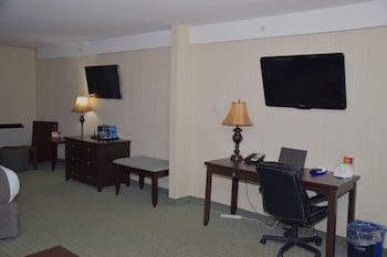 Premium Room, 2 Queen Beds (Coast Two Queens with Sofa Bed)