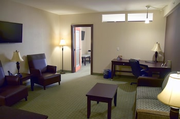 Premium Suite, 1 King Bed (Coast Premium King Junior Suite)