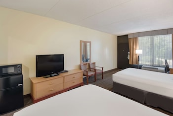 Standard Room, 2 Queen Beds, Non Smoking, Refrigerator & Microwave