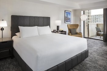 Suite, Balcony
