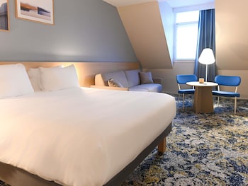 Family Room, Multiple Beds