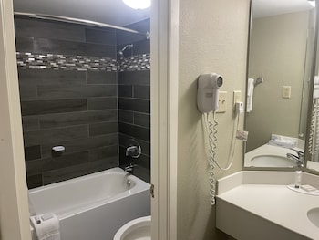 Room, Multiple Beds, Non Smoking