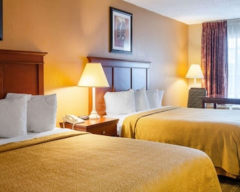 Standard Room, 2 Queen Beds, Smoking