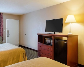 Standard Room, 2 Queen Beds, Smoking