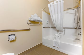 Standard Room, 1 Queen Bed, Non Smoking
