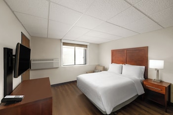Standard Room, 1 Queen Bed