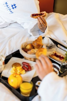 Premium Room