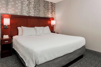 Room, 1 King Bed, Balcony