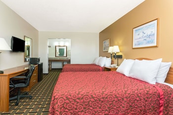Room, 2 Queen Beds, Non Smoking