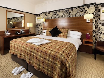 Superior Suite, 1 Double Bed, Lake View, Lakeside