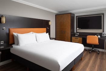 Deluxe Room, 1 King Bed, Corner