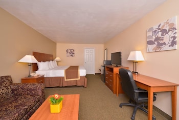 Suite, 1 King Bed, Non Smoking