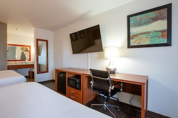Standard Room, 2 Queen Beds, Non Smoking