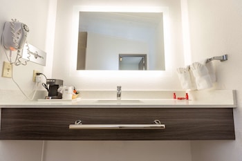 Suite, 1 Queen Bed, Non Smoking, Jetted Tub
