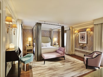 The Bell Suite