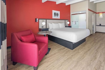 Room, 1 King Bed, Non Smoking
