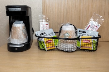 Standard Room, 2 Double Beds (Smoke Free)