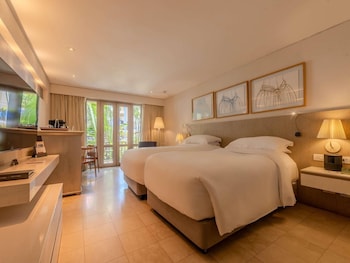 Superior Twin Room, 2 Twin Beds, Balcony, Garden View