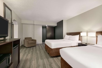 Studio Suite, 2 Double Beds, Non Smoking