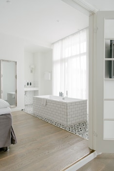 Suite, Sea View (Without Spa Access)