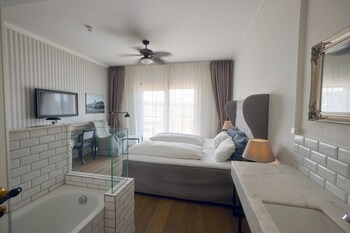 Standard Double or Twin Room, 1 Bedroom (Without Spa Access)