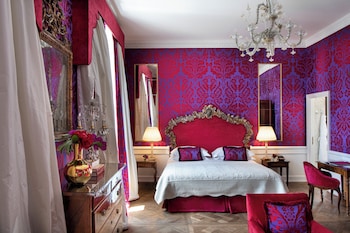 Junior Suite (View - Helvetia)