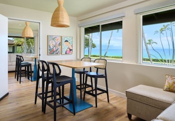 Bungalow Studio Suite Oceanfront with Kitchen