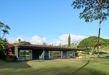 Royal Bungalow 2-Bedroom Suite