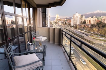 Suite, 1 King Bed, Non Smoking